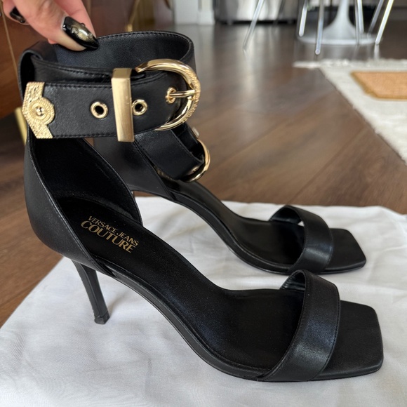 Versace Jeans Couture Sandals - Picture 1 of 3